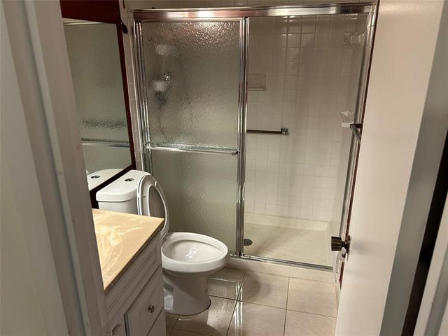 5 of 10 - 2601 Nw 48th Ter 143, Lauderdale Lakes, FL