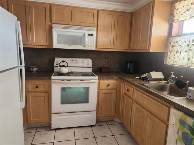 3 of 10 - 2160 Ne 36th St 40, Lighthouse Point, FL