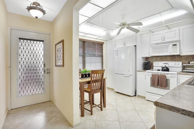 2 of 67 - 3202 Portofino Pt B2, Coconut Creek, FL