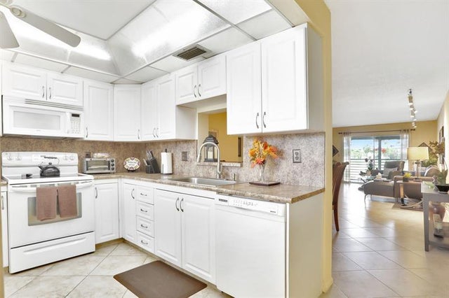 4 of 67 - 3202 Portofino Pt B2, Coconut Creek, FL