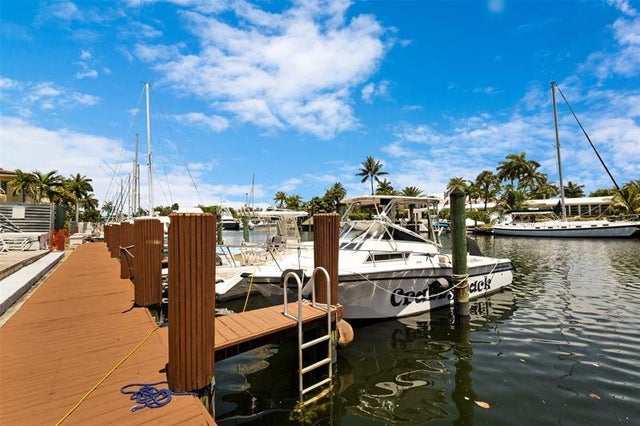 1 of 41 - 1501 Se 15th Street 2-2, Fort Lauderdale, FL