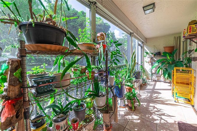 5900 Nw 44th St 115, Lauderhill