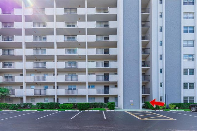 3 of 28 - 5900 Nw 44th St 115, Lauderhill, FL