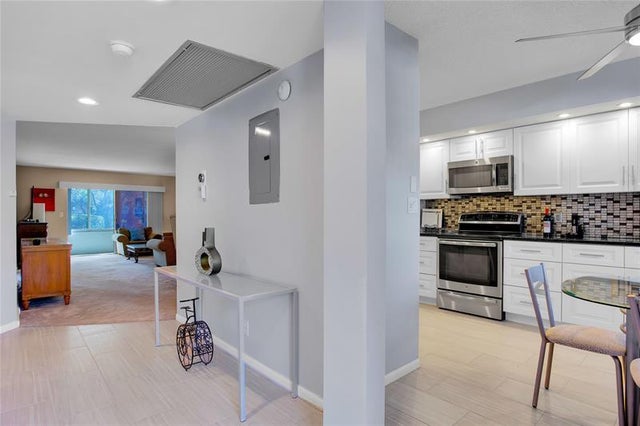 5 of 34 - 1702 Andros Isle E1, Coconut Creek, FL