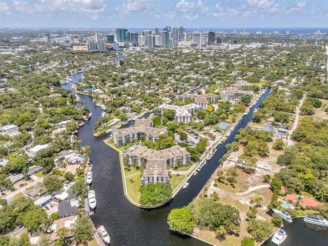 2 of 47 - 900 River Reach Dr 518, Fort Lauderdale, FL