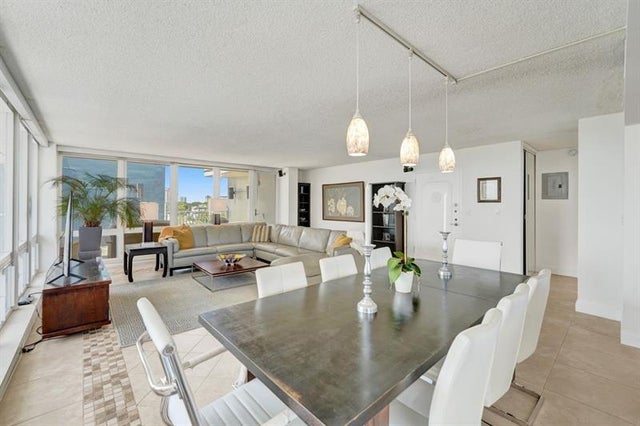 2 of 35 - 524 Orton Ave 701, Fort Lauderdale, FL