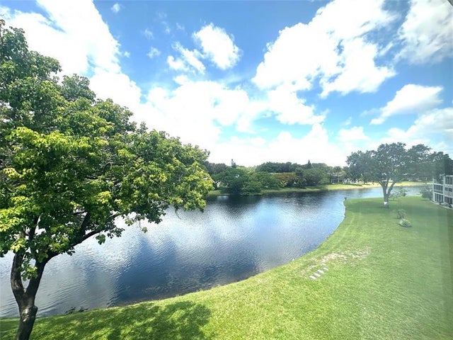 1 of 56 - 4014 Islewood D 4014, Deerfield Beach, FL