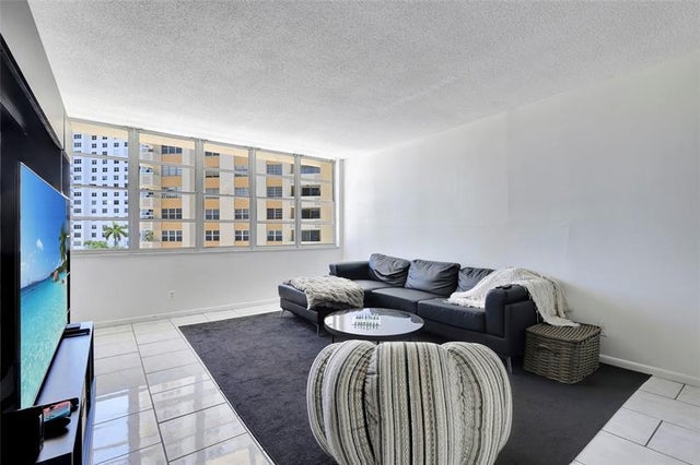 2 of 19 - 1817 S Ocean Dr 327, Hallandale, FL