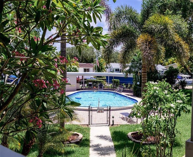 1 of 22 - 1200 Sw 12th St 201, Fort Lauderdale, FL