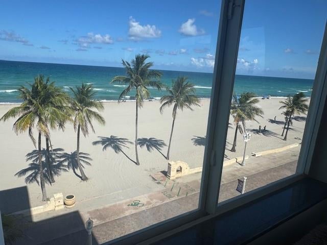 3 of 19 - 300 Oregon St 401, Hollywood, FL
