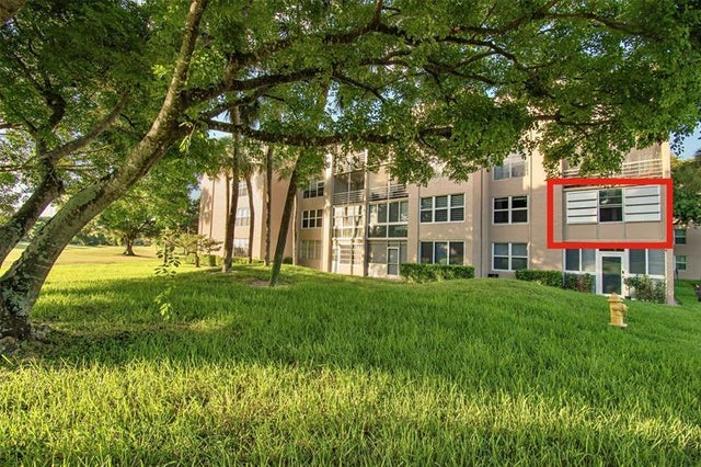 3 of 21 - 9410 Tangerine Pl 207, Davie, FL