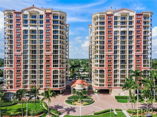 1 of 29 - 2011 N Ocean Blvd 403, Fort Lauderdale, FL