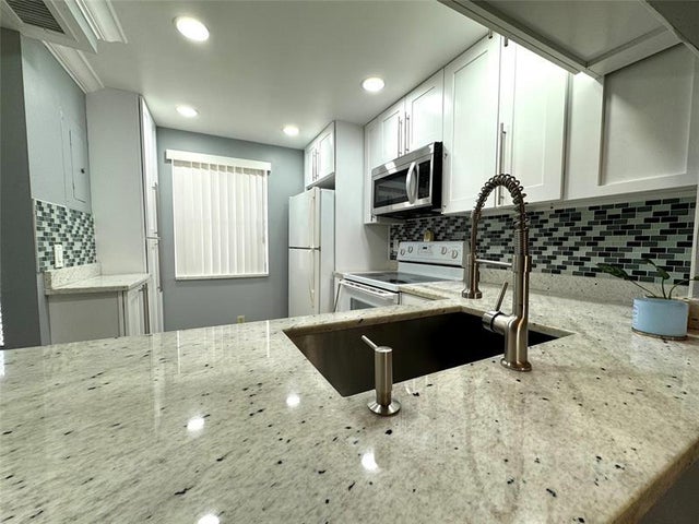 4 of 22 - 10434 Sunrise Lakes Blvd 110, Sunrise, FL