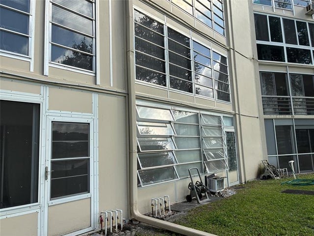 3 of 5 - 1024 Farnham O 1024, Deerfield Beach, FL