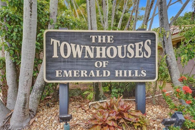 2 of 77 - 103 Heatherbrook Way 143, Hollywood, FL