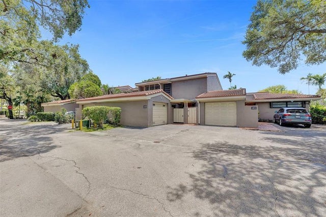 3 of 77 - 103 Heatherbrook Way 143, Hollywood, FL