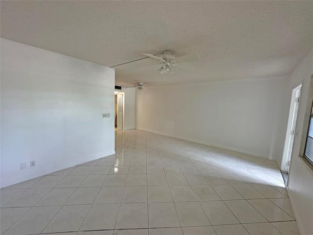 3 of 17 - 1031 Berkshire B 1031, Deerfield Beach, FL