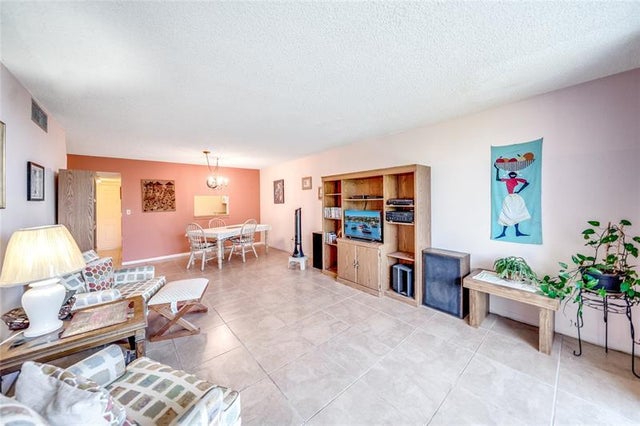 3 of 26 - 2860 Somerset Dr 404k, Lauderdale Lakes, FL