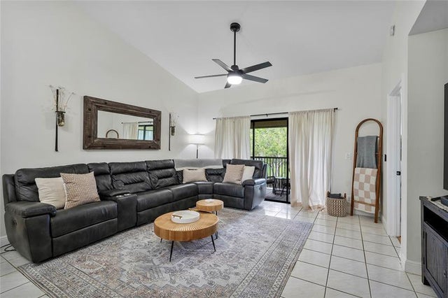 5 of 32 - 408 Republic Ct 408, Deerfield Beach, FL