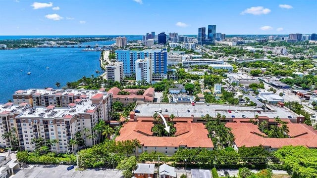 4 of 37 - 1803 N Flagler Dr 206, West Palm Beach, FL