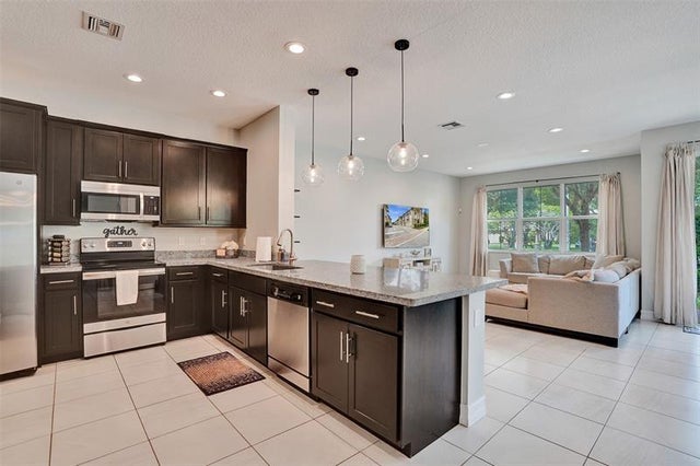 5 of 56 - 99 Palm Ln 99, Royal Palm Beach, FL