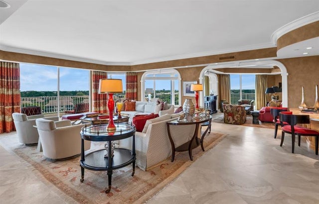 1 of 81 - 20320 Fairway Oaks Dr 372, Boca Raton, FL