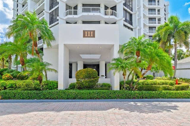 4 of 81 - 20320 Fairway Oaks Dr 372, Boca Raton, FL