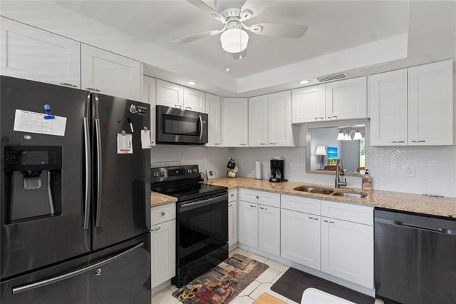 3 of 33 - 4301 Martinique Cir C2, Coconut Creek, FL