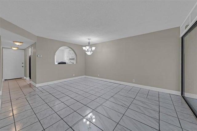 4 of 31 - 7830 Nw 33rd St 504, Hollywood, FL