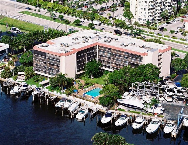 1 of 28 - 740 S Federal Hwy 216, Pompano Beach, FL