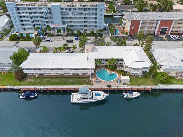 2 of 38 - 2824 Ne 33rd Ct 8, Fort Lauderdale, FL