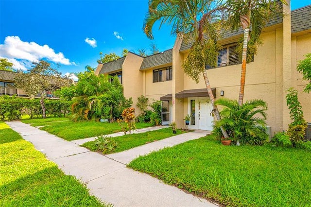 1 of 22 - 89 Deer Creek Rd 104, Deerfield Beach, FL