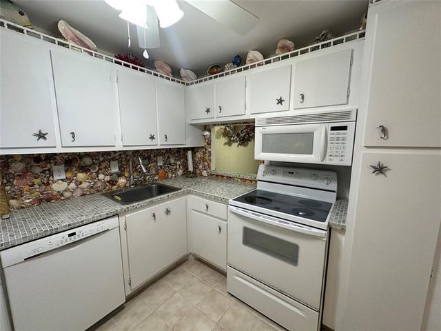 1 of 30 - 3180 Holiday Springs Blvd 107, Pompano Beach, FL