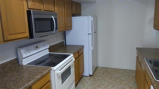 5 of 11 - 4491 Crystal Lake Dr 203b, Deerfield Beach, FL