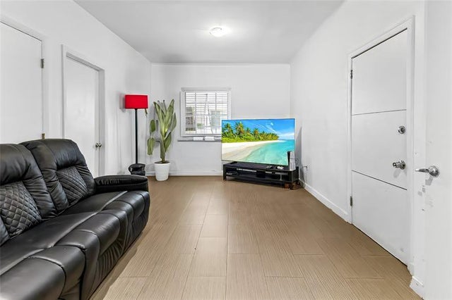 1 of 18 - 1351 Meridian Ave 5, Miami Beach, FL