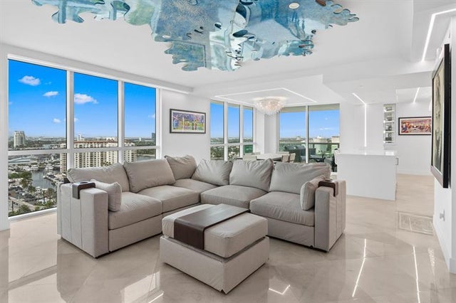 5 of 41 - 101 S Fort Lauderdale Beach Blvd 1907, Fort Lauderdale, FL