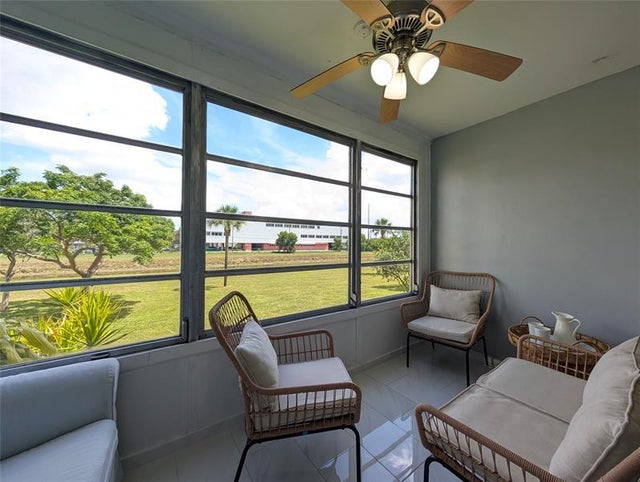 4 of 50 - 8021 N Sunrise Lakes Dr 203, Sunrise, FL