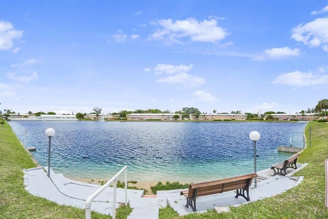 2 of 24 - 1015 Sw 11th Ave 5k, Hallandale, FL