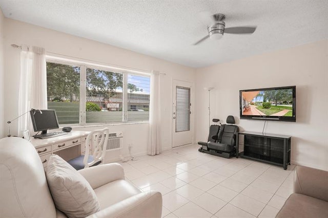 3 of 24 - 1015 Sw 11th Ave 5k, Hallandale, FL