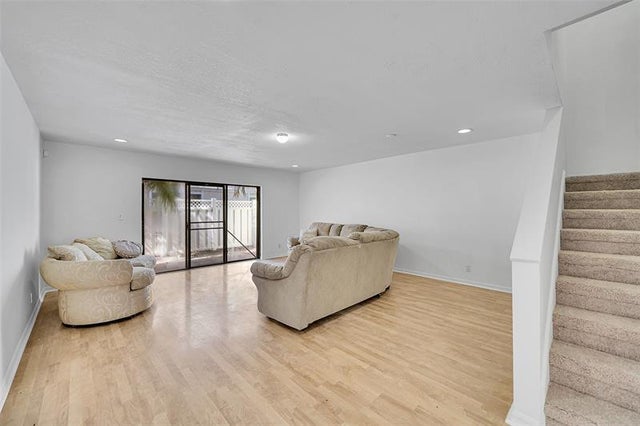 4 of 15 - 225 Se 11th Ave 225, Pompano Beach, FL
