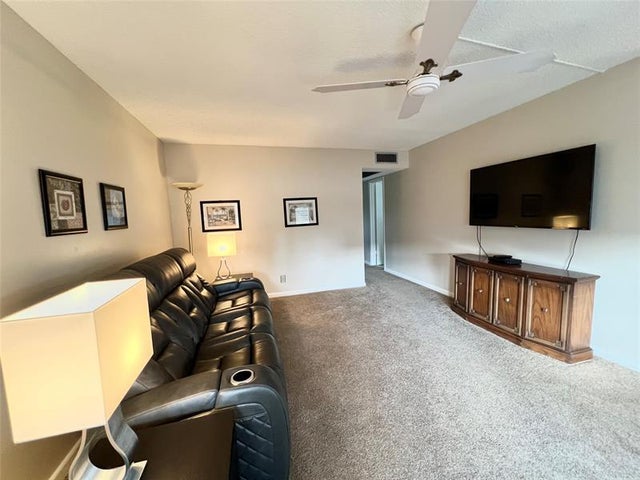 4 of 44 - 105 Oakridge I 105, Deerfield Beach, FL