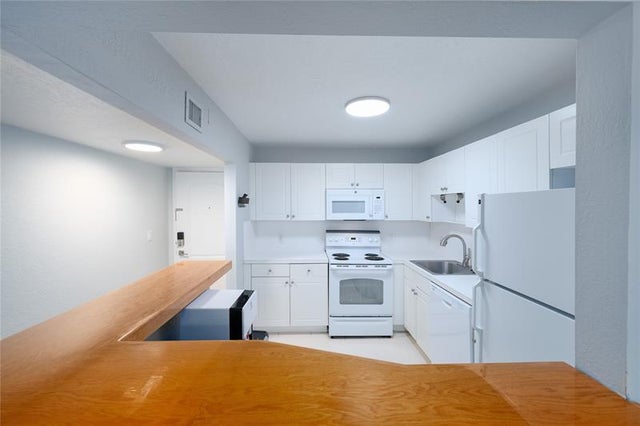 3 of 20 - 770 Se 2nd Ave 201f, Deerfield Beach, FL