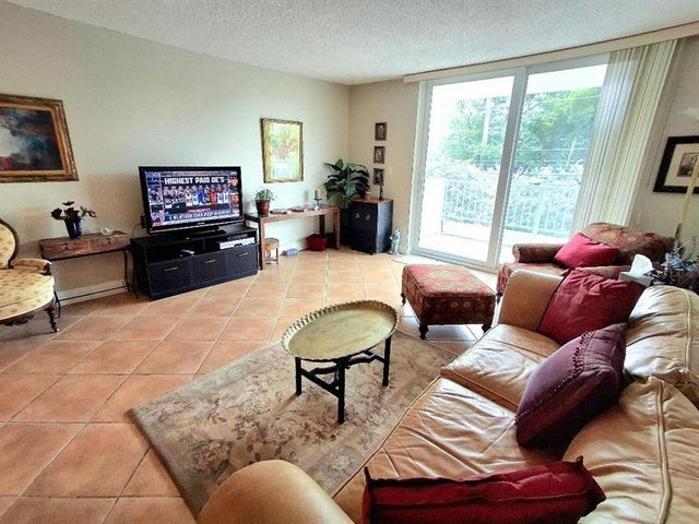4 of 40 - 1421 S Ocean Blvd 206, Pompano Beach, FL