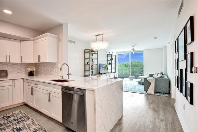 3 of 39 - 700 E Boynton Beach Blvd 406, Boynton Beach, FL