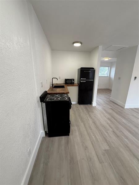 2 of 14 - 2213 Lincoln St 4, Hollywood, FL