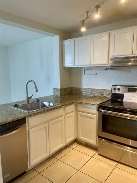 2 of 13 - 7175 Orange Dr 118h, Davie, FL