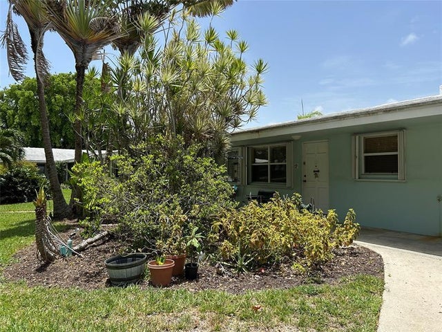 3 of 25 - 3801 Ne 22nd Ter 9, Lighthouse Point, FL