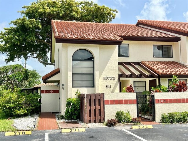 1 of 20 - 10725 Bahama Palm Way 201, Boynton Beach, FL