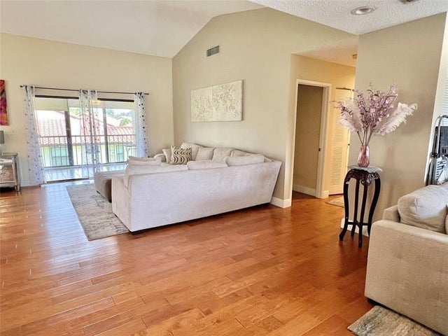 5 of 20 - 10725 Bahama Palm Way 201, Boynton Beach, FL