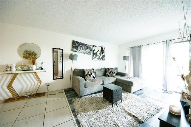 1 of 24 - 1900 N Congress Ave 407, West Palm Beach, FL